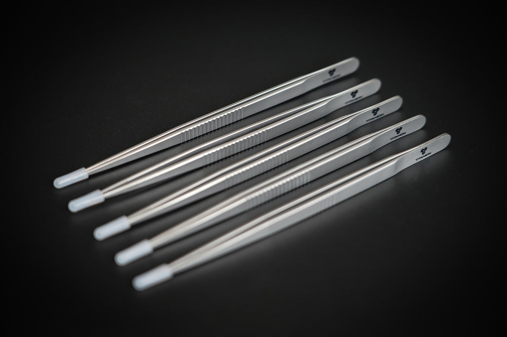 
                      
                        Titanium Plating Tweezers 3.0
                      
                    