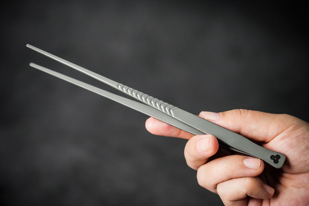 
                      
                        (WAND) Titanium Plating Tweezers 18cm / 7”
                      
                    