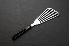 (FIN) Titanium Fish Turner