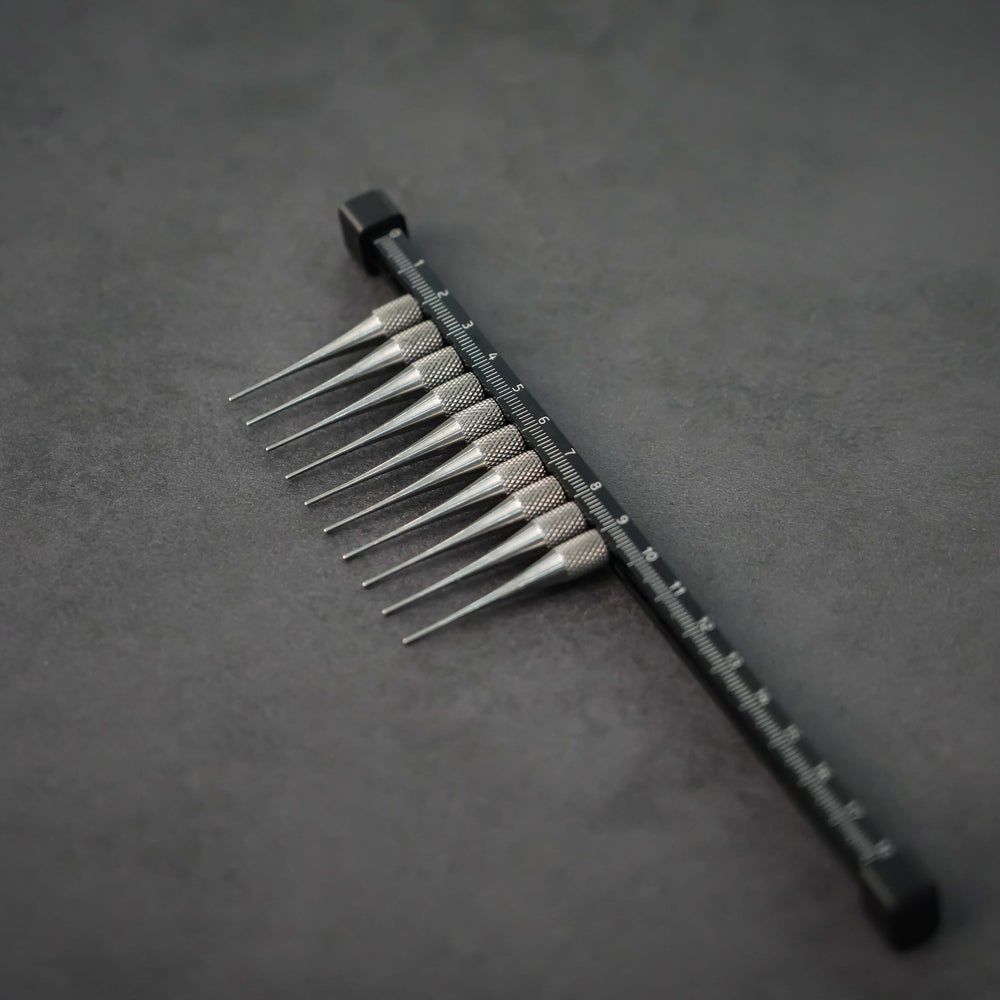 
                      
                        Titanium Glaze Comb (Adjustable)
                      
                    